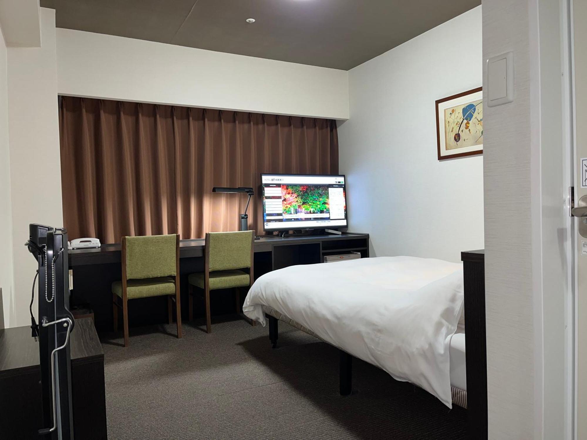 Hotel Alpha-One Himeji Minamiguchi Экстерьер фото